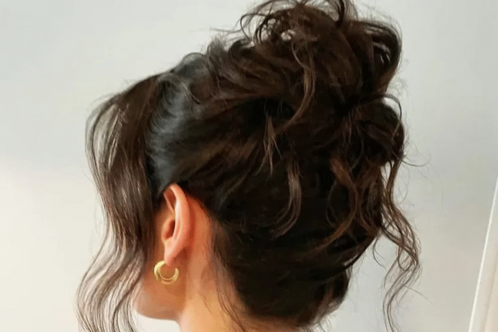 20+ Easy Wedding Hairstyles That Are Totally Stunning 8